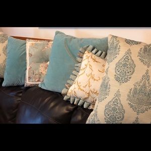 🌟SOLD🌟Set of 6 decorative pillows